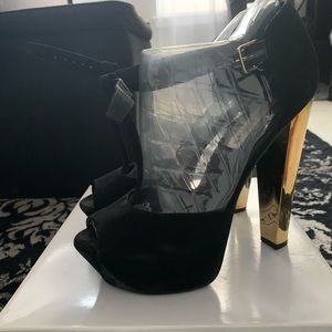 Steve Madden Dyvine Black Suede